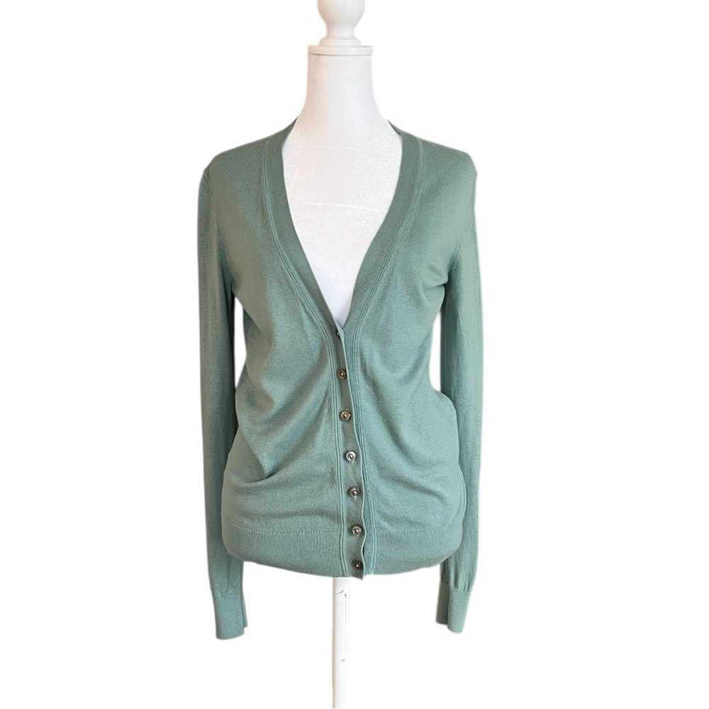 50% OFF Ann Taylor cardigan - Picture 3 of 7